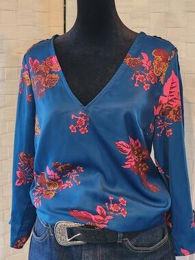 Modcloth Teal Blue Floral V-Neck Blouse Size Large